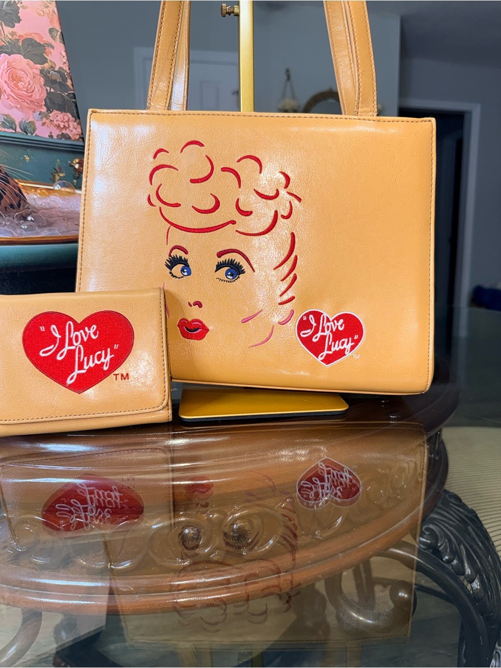 I Love Lucy Tan Leather Shoulder Bag with Matching Wallet - Picture 3 of 12